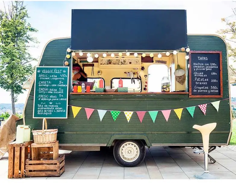 Pequenas máquinas de lanche el - Food Truck With Snacks avaliação e preço